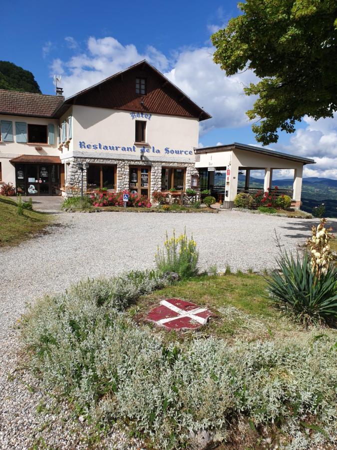 La Source Jacquet Depuis 1954 Hotel Et Studio Saint-Jean-de-Chevelu Exterior foto